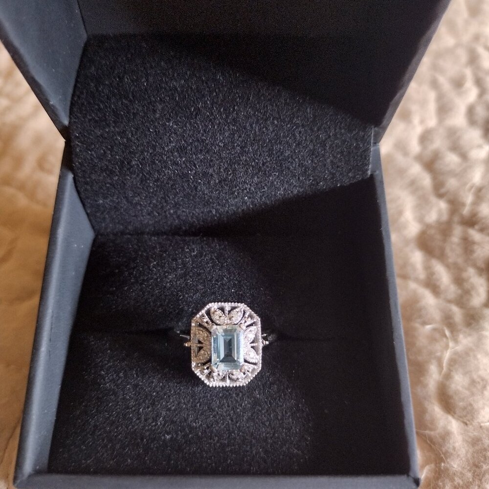 Edwardian/art deco aquamarine ring